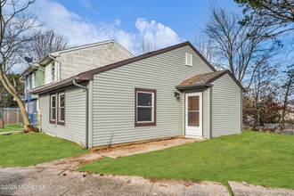 Building Photo - 110 Lexington Blvd