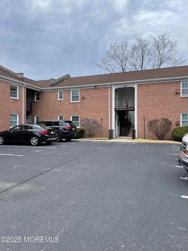 Building Photo - 600-602-602 NJ-71