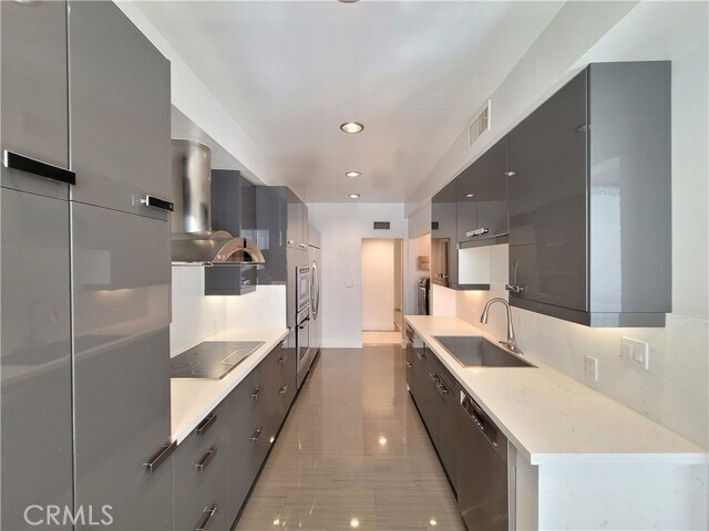 Foto principal - 450 N Oakhurst Dr