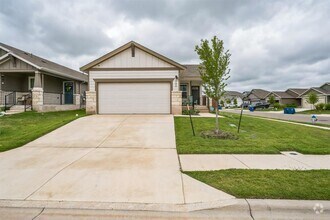 Building Photo - 100 Edge Holw Dr