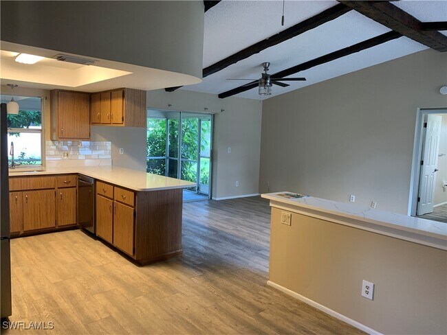 Building Photo - 3926 Palm Tree Blvd