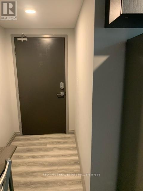 Photo du bâtiment - 275F Larch St