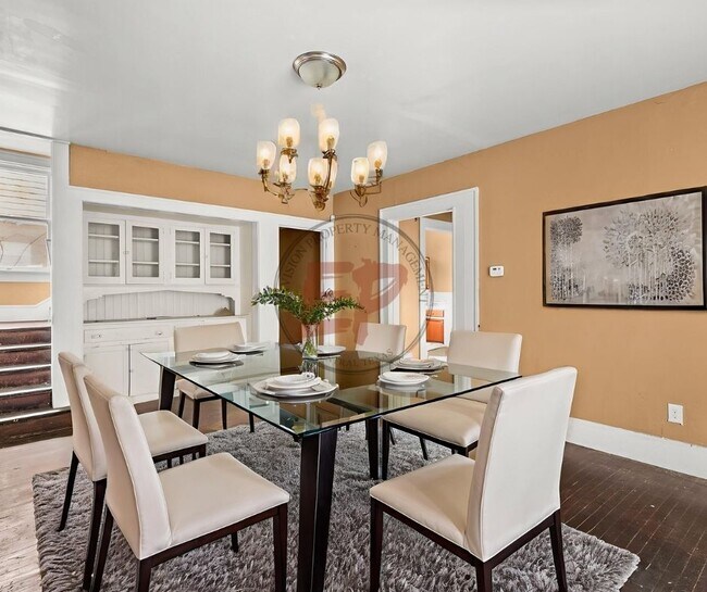 Foto del edificio - 2214 Gorman Ave