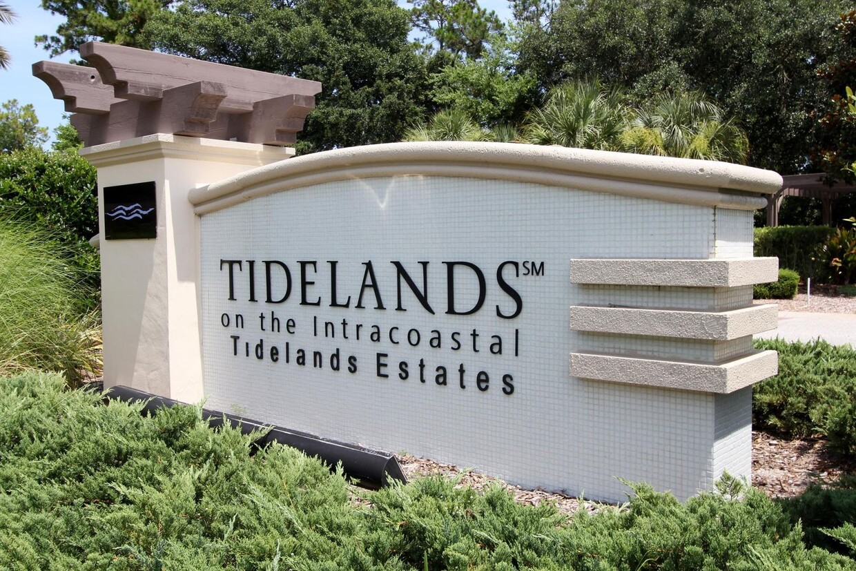 Foto principal - FURNISHED 2/2 condo in The Tidelands!