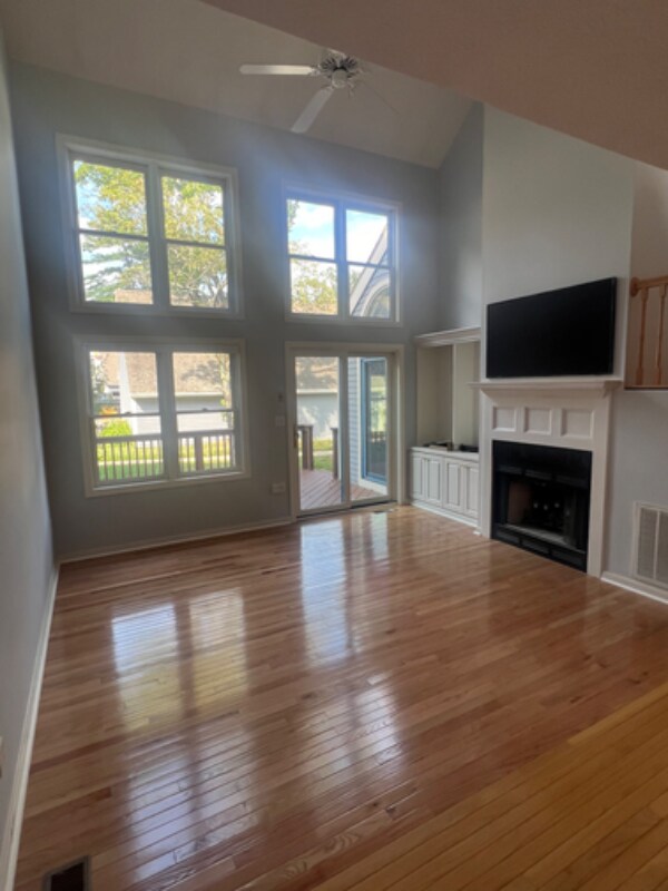 Building Photo - 49 Spinnaker Way