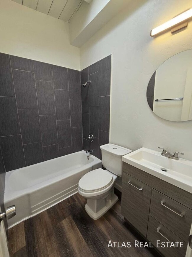 Foto del edificio - 26 E Glenn St