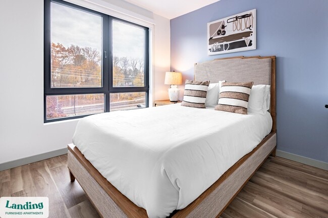 Foto del edificio - 39 Railroad Ave