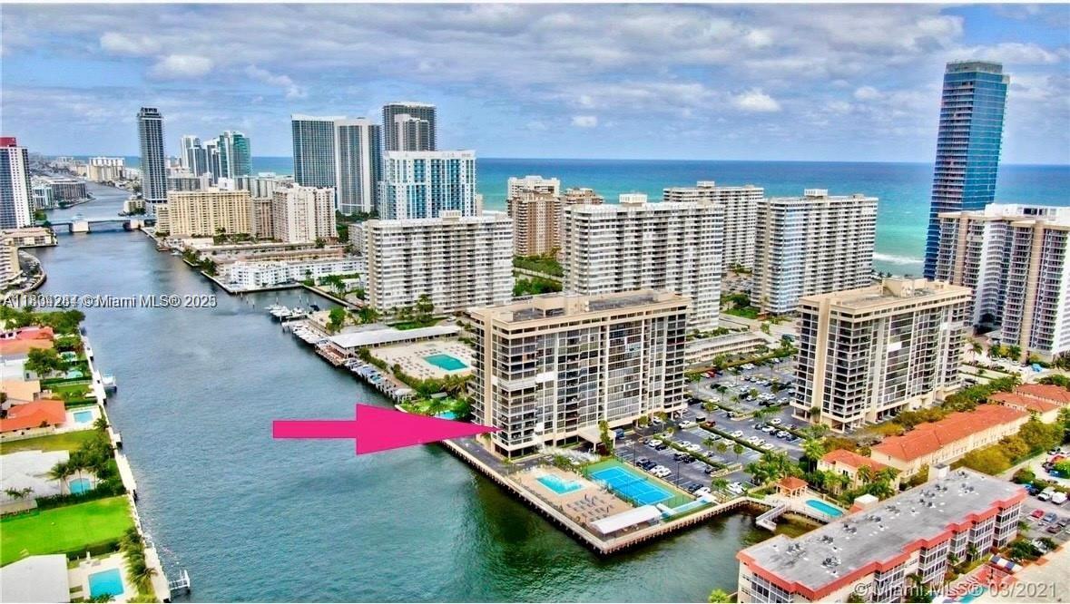 Foto principal - 2017 S Ocean Dr