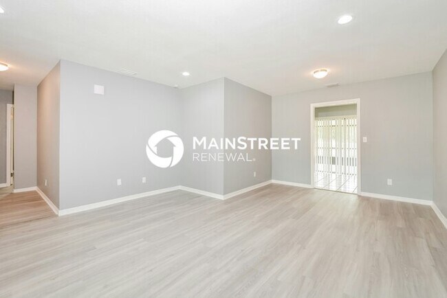 Building Photo - 3 Bedroom Pet-Friendly Home in titusville,...