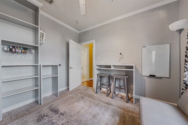 Foto del edificio - 3403 Hickory Creek Dr