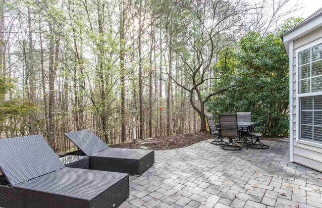 Building Photo - 1407 Crimson Creek Dr