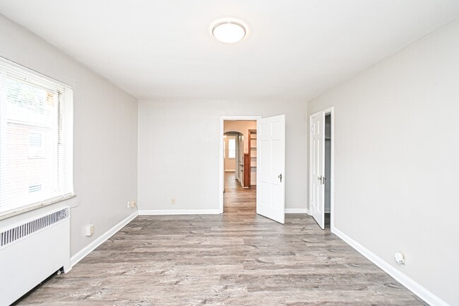 Building Photo - 1136 Franklin Ave