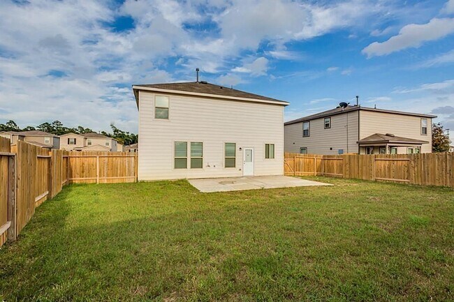 Foto del edificio - 10011 Sanders Rose Lane