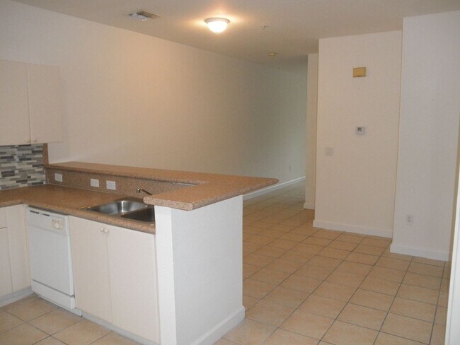 Foto del edificio - Shoma Townhomes