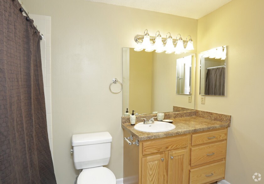 bathroom fixtures knoxville tn bathroom cabinets knoxville tn cabinetsatisfactory kitchen - Bathroom Cabinets Knoxville Tn bathroom fixtures knoxville tn bathroom cabinets knoxville tn cabinetsatisfactory kitchen - Bathroom Cabinets Knoxville Tn