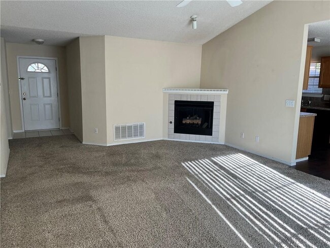 Building Photo - 1143 S Liberty Dr