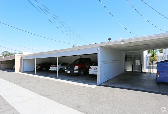 Foto del edificio - 641 E Birch St