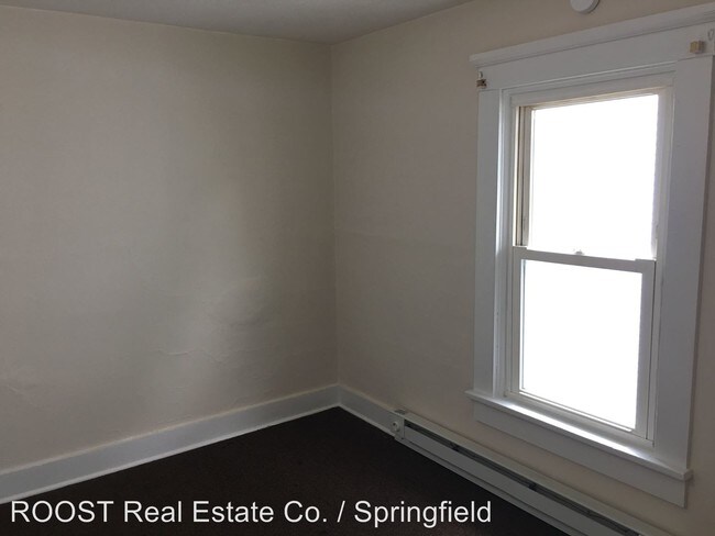 Building Photo - 3 br, 1 bath Apartment - 824 Olive Street