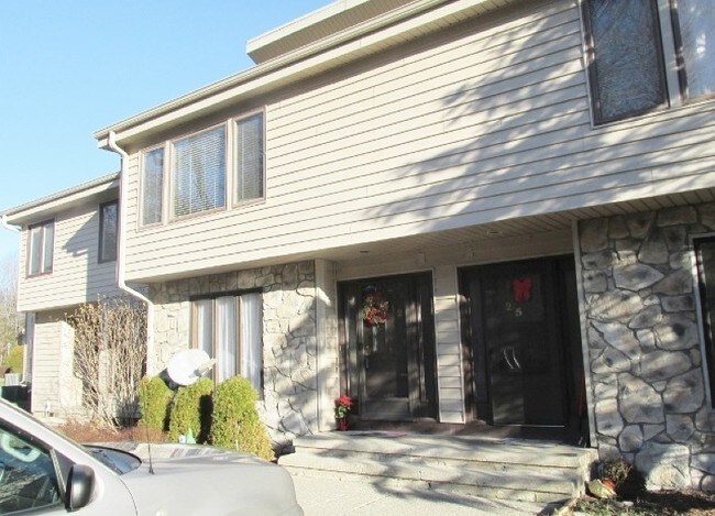 Building Photo - 226 Cherokee Rd