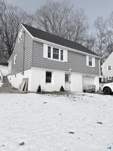 Building Photo - 243 Sunshine Cir