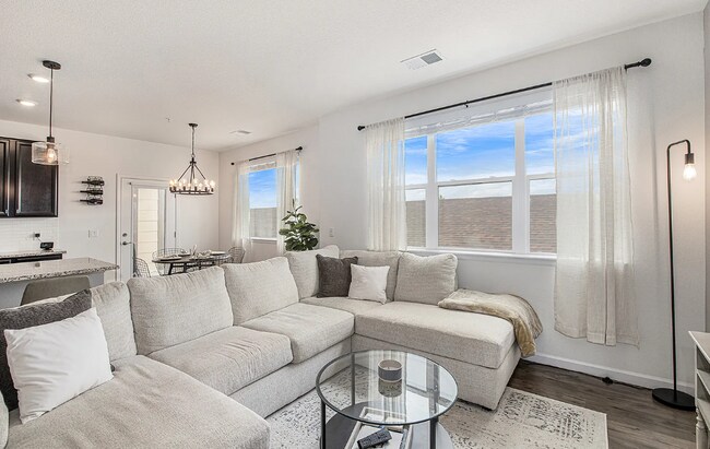 Foto del edificio - 4569 Copeland Loop