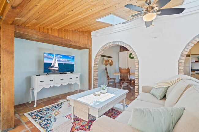 Foto del edificio - 408 Harrison Ave