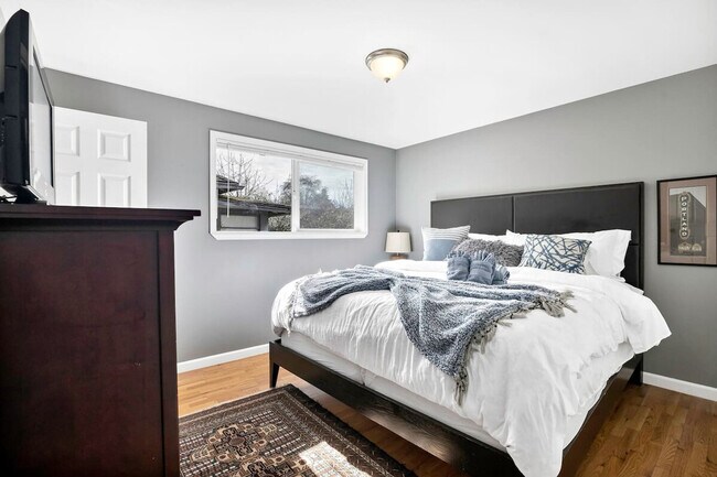 Foto del edificio - 9813 62nd Ave S