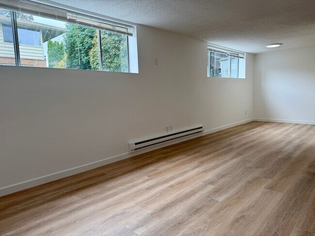Foto del edificio - 1443 NW 61st St