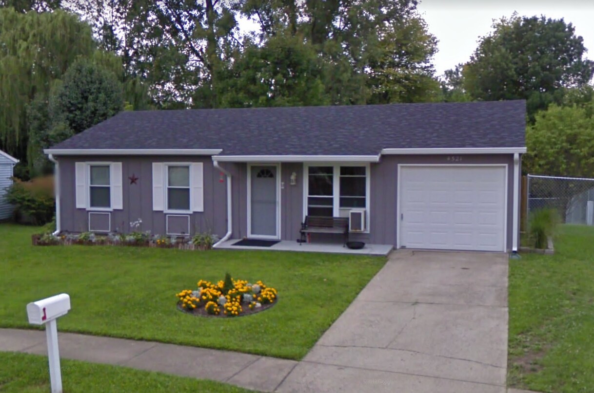 Primary Photo - 4521 Phoenix Dr
