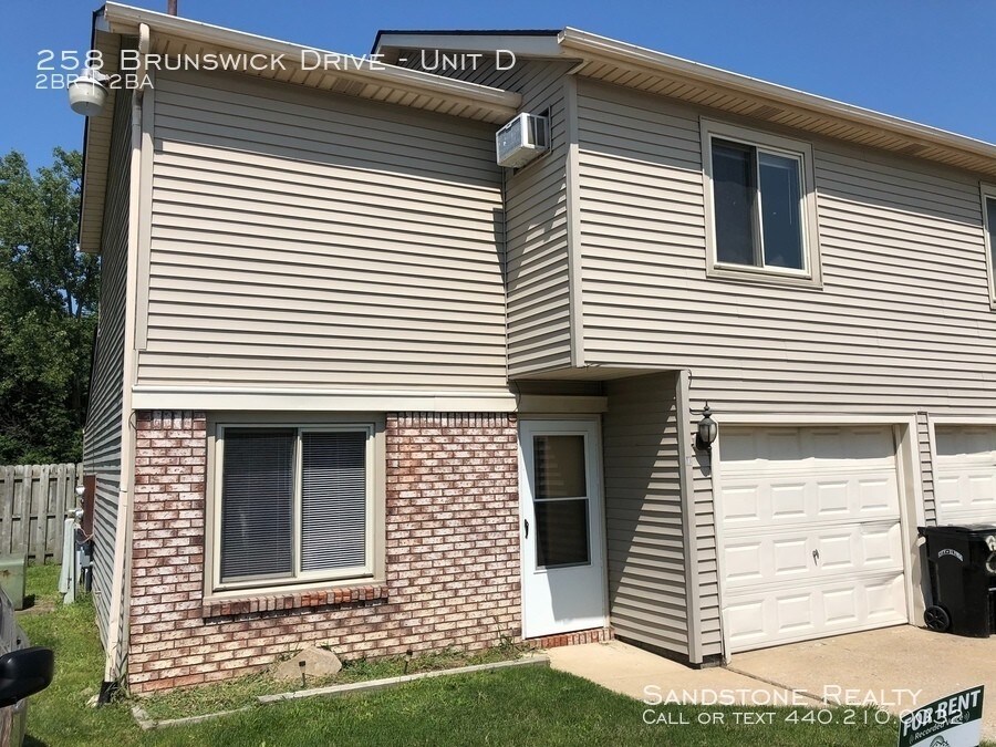 OneCar GarageAll Electric Home Apartment for Rent in Elyria, OH