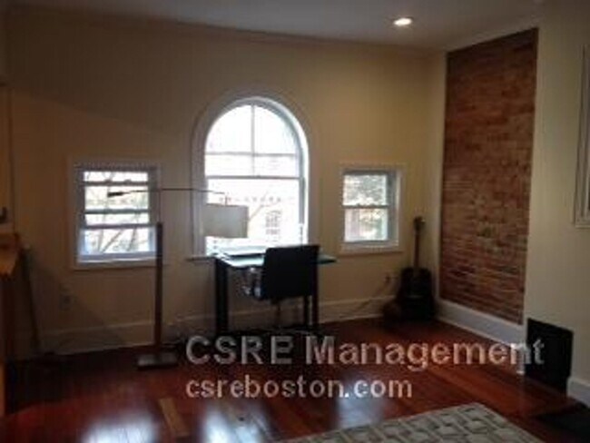 Foto del edificio - 45 Hemenway St
