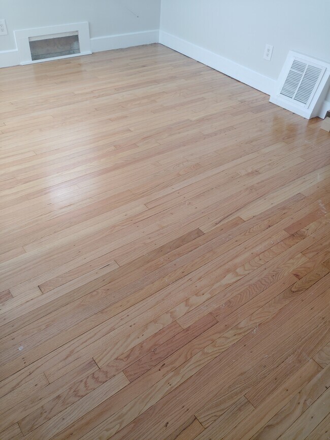 Foto del edificio - 523 Lincoln Ave