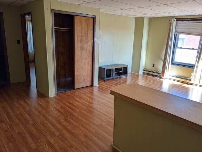 Living room - 836 Locust St