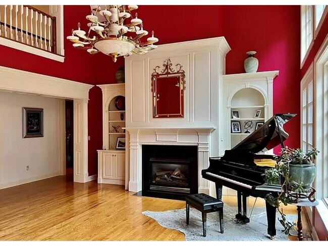 Foto del edificio - 5 Bedroom Single Family Home in Daniels