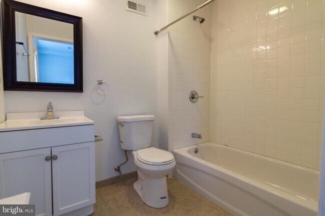 Foto del edificio - 321 N 40th St