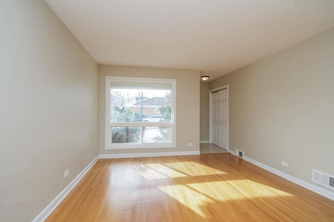 Foto del edificio - 5240 Lee St