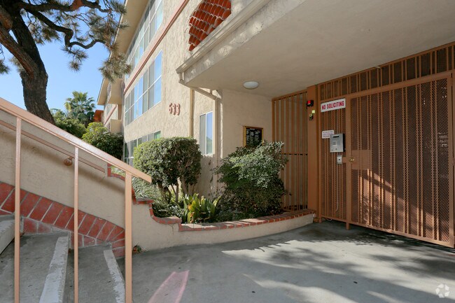 Foto del edificio - Taylor Cove Apartments
