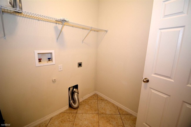 Building Photo - 13204 San Blas Loop