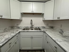 Building Photo - 761 Englewood Ave