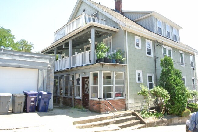 Building Photo - 58 S Crescent Circuit