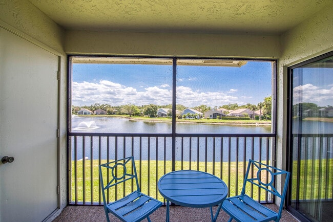Building Photo - 12829 Briarlake Dr