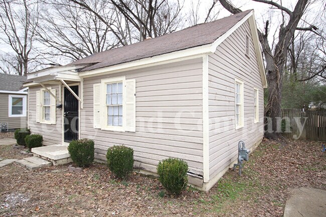 Building Photo - 3540 Wilshire Rd