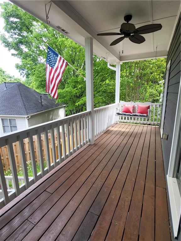 Foto del edificio - 1155 Davis Pl NW