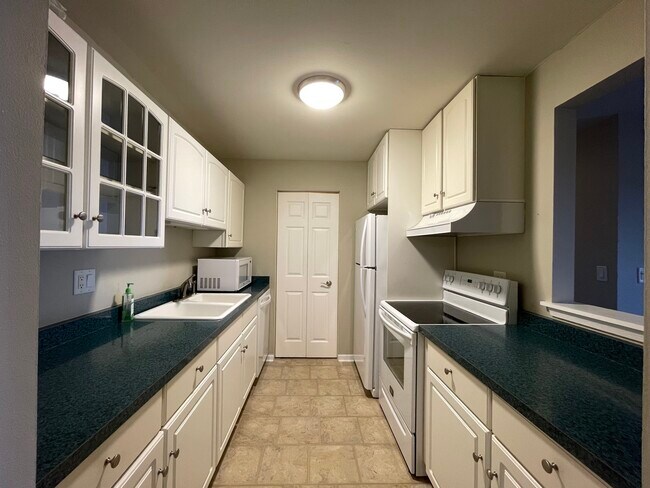 Foto del edificio - 800 N Lakeside Dr