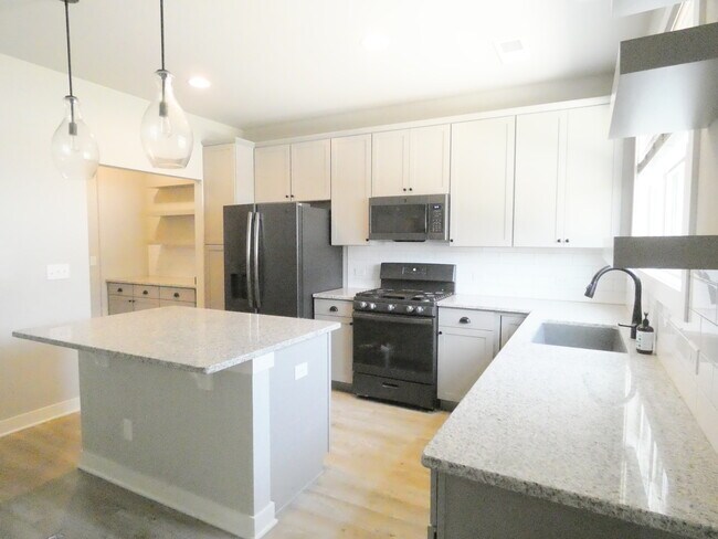 Foto del edificio - 2804 Kincheloe Ct