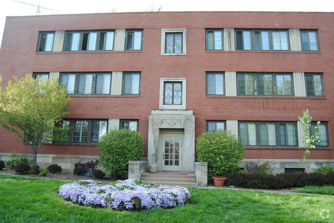 Building Photo - 708 W Bancroft St