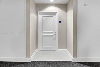 Building Photo - 1945 S Ocean Dr