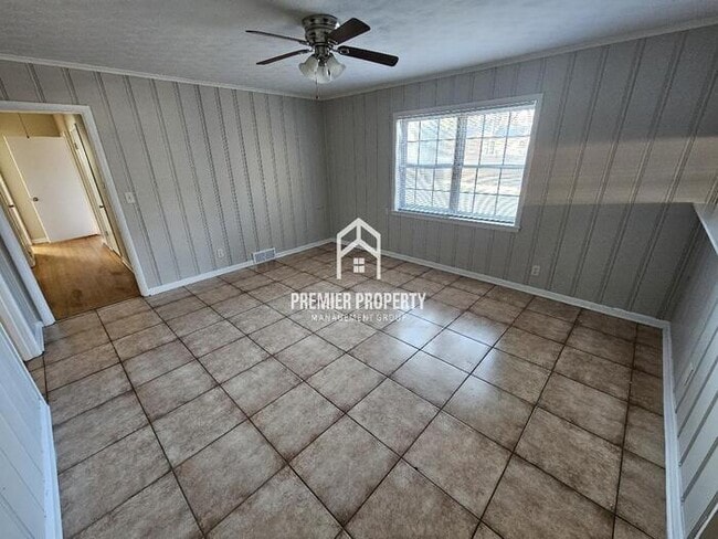 Building Photo - 1837 Dorrie Ln