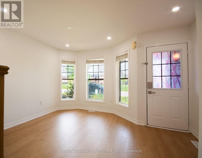 Building Photo - 885 Gazley Cir