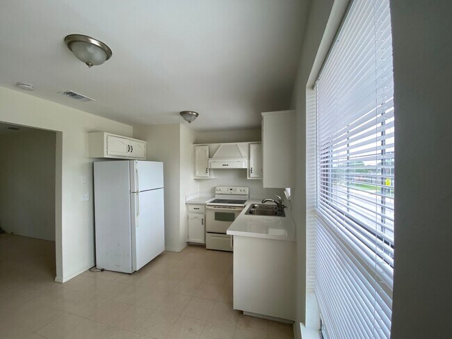 Foto del edificio - 4601 S 24th St